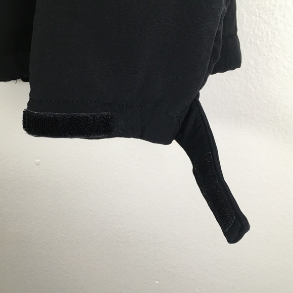 The North Face Zip Up Long Sleeve Athletic Jacket in Black - Picture 7 of 12